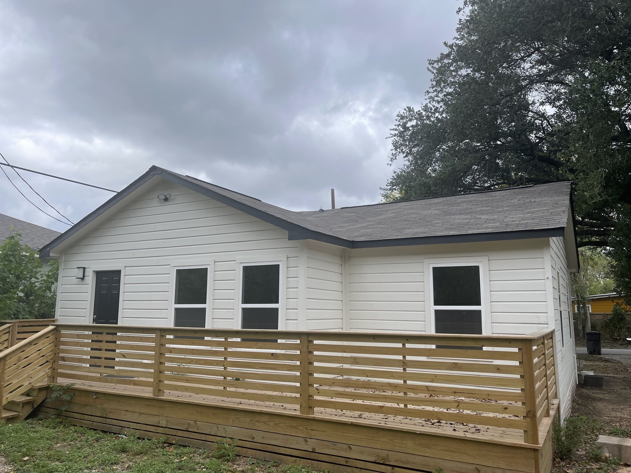 Building Photo - 9434 Rhode Island St