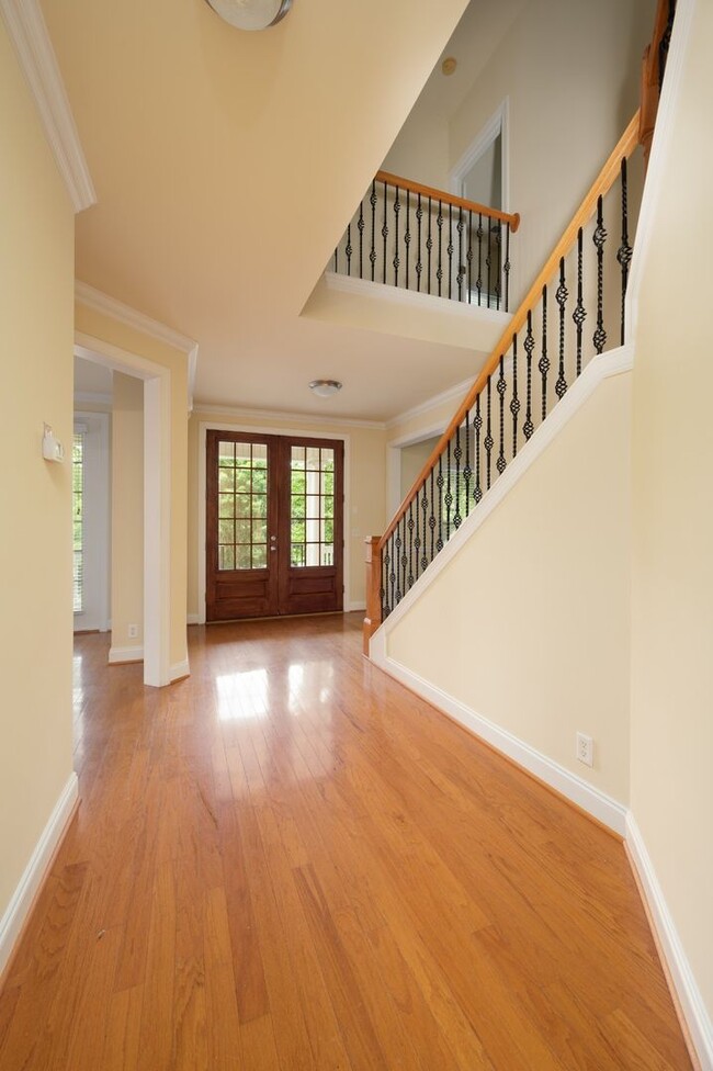 Building Photo - **LUXURIOUS GATED COMMUNITY IN FRANKLIN ZO...