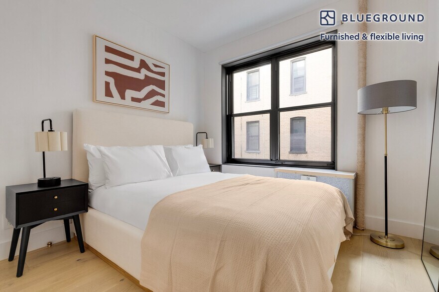 Building Photo - 145 Henry St