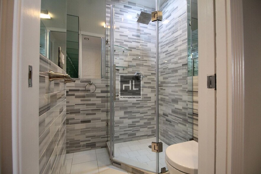 Building Photo - East 23rd Street