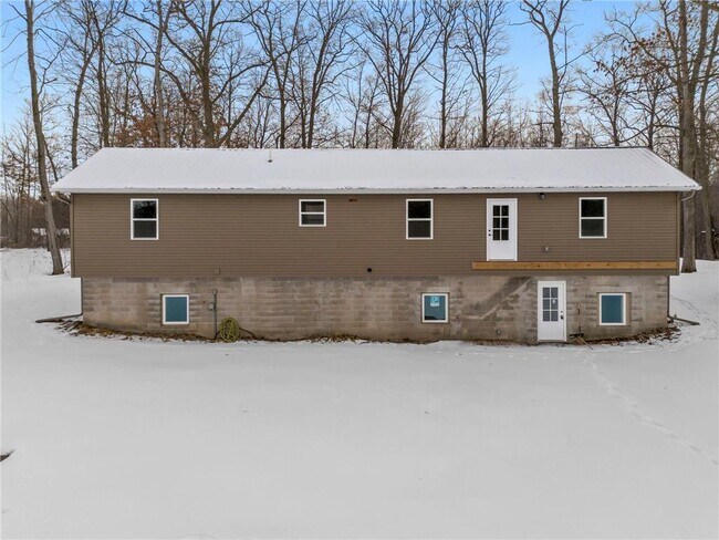 Building Photo - 1768 US-8