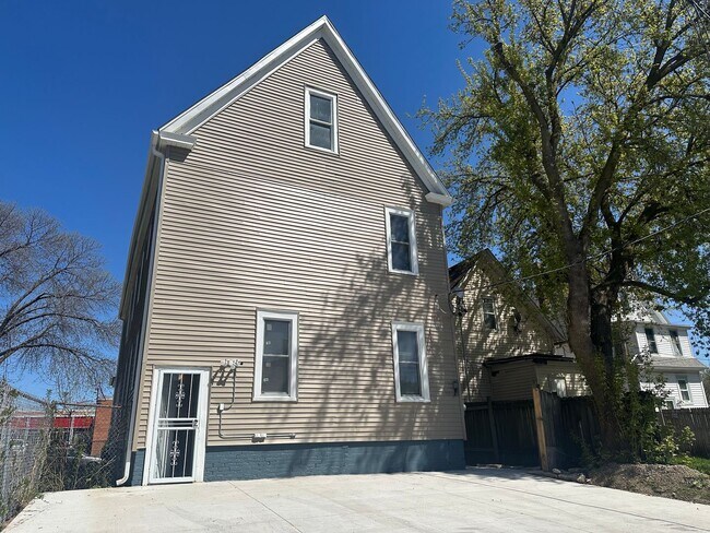 Building Photo - 1123-25 N 24TH ST