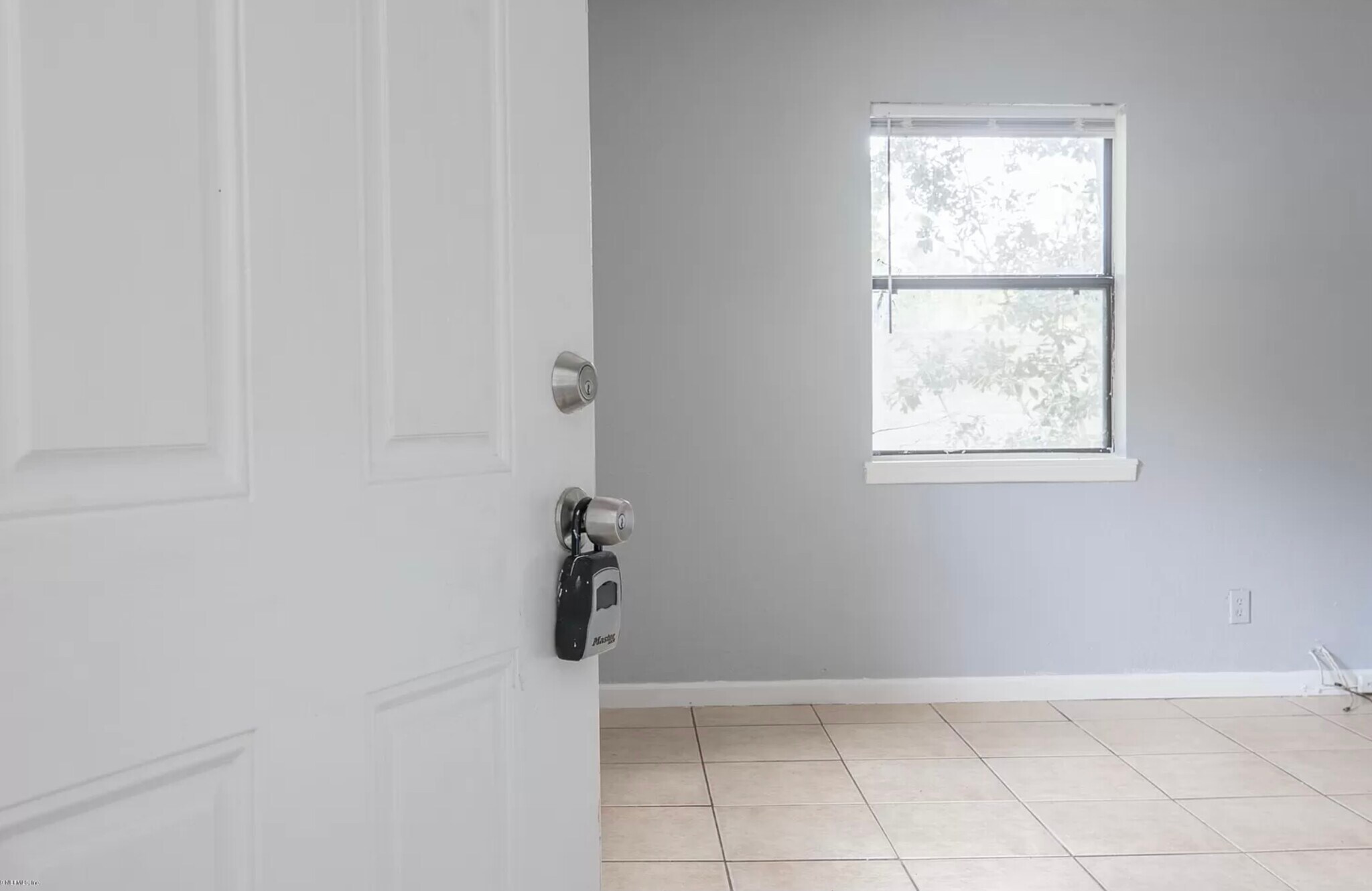 Building Photo - 2678 Ernest Street