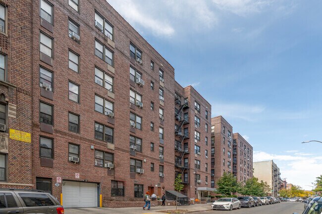 Building Photo - Prospect Park South