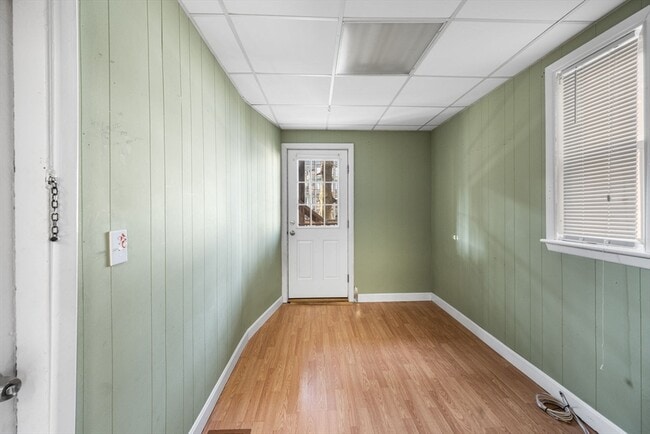 Building Photo - 12 Porter St