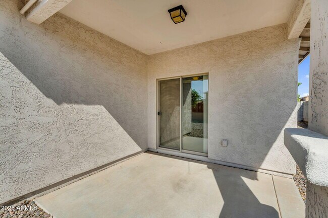 Building Photo - 4912 S Sandstone St