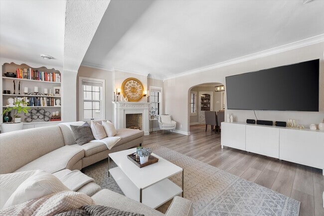 Building Photo - 2509-2511-2511 N Cramer St