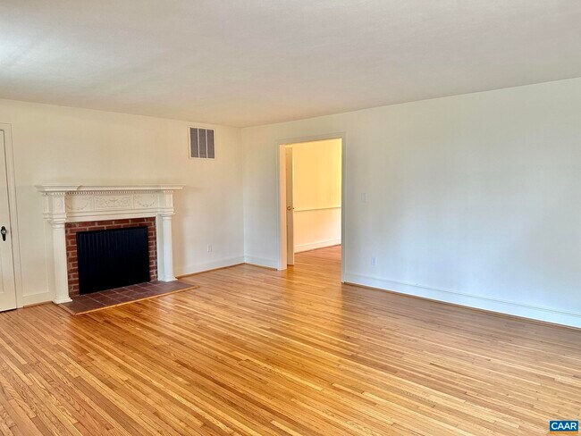 Building Photo - 2278 Hansens Mountain Rd