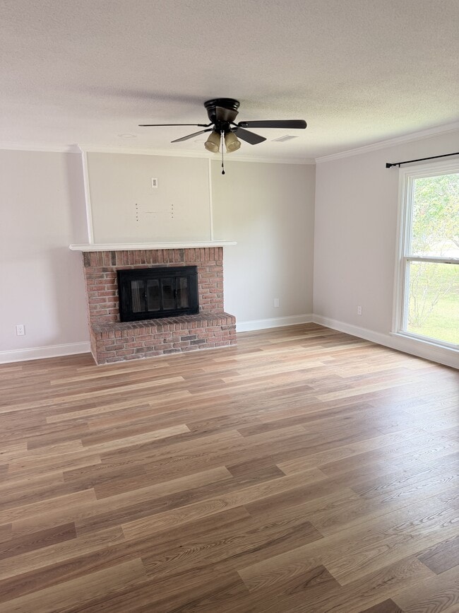 Building Photo - 2200 Fernway Ct