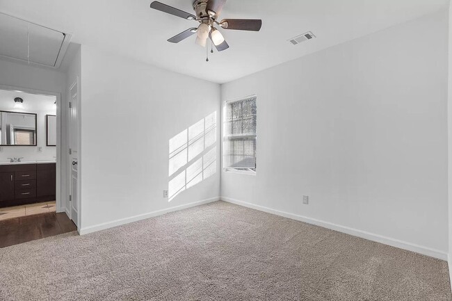 Building Photo - 3/ 2  Home for Rent!