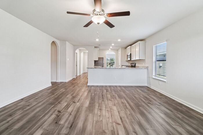 Building Photo - 520 Trinity Trl
