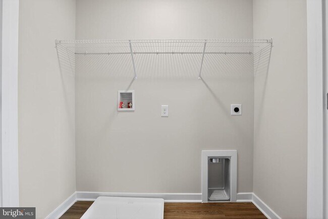 Building Photo - 436 Whirl Ln