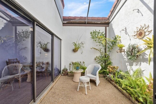 Building Photo - 2637 Sunburst Ct