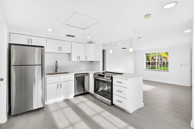 Building Photo - 6801 S Faul St