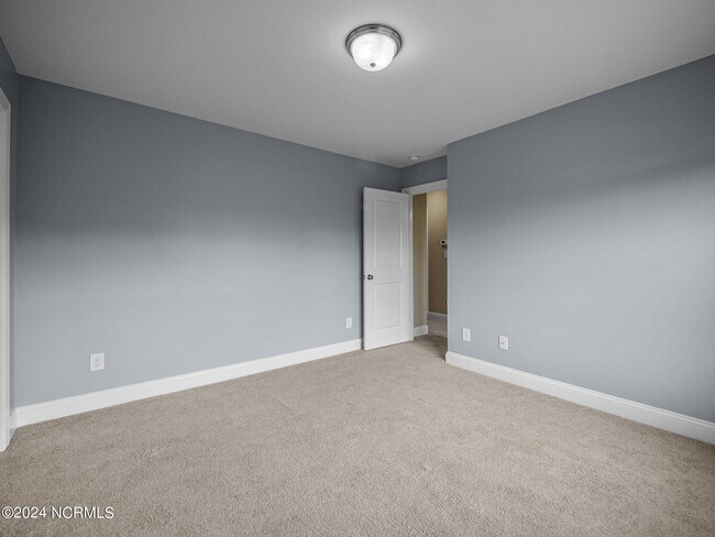 Building Photo - 112 Kenna Ct