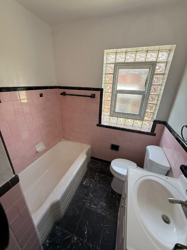 Building Photo - Affordable 2 Bedroom Home Available Now in...