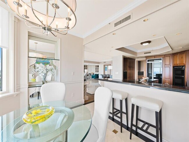 Building Photo - 3055 Harbor Dr