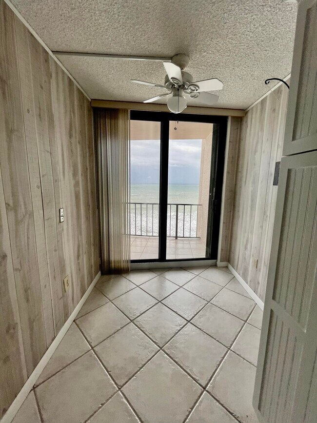 Building Photo - 4200 N Ocean Dr