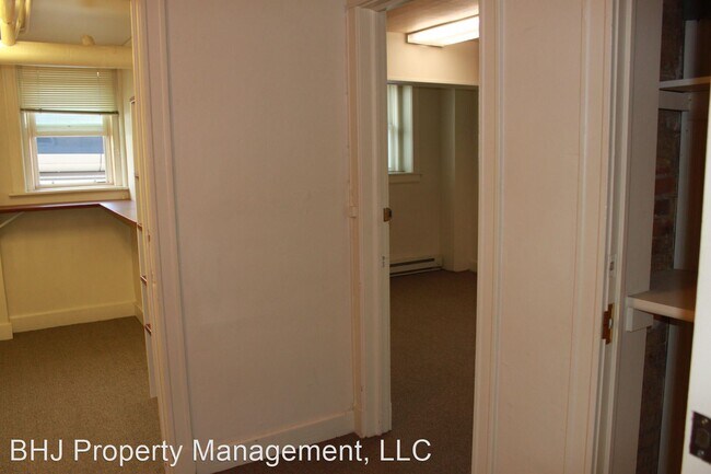 Building Photo - 40 E Works St