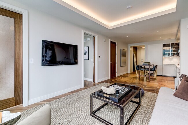 Building Photo - 300 International Drive