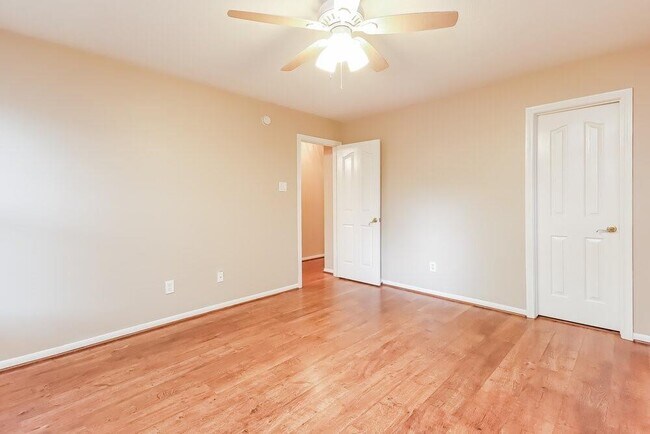Building Photo - 22926 Sugar Bear Dr