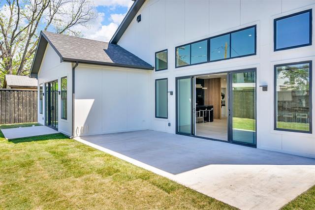 Building Photo - 3813 Cortez Dr