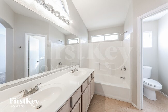 Building Photo - 8507 W Palm Ln