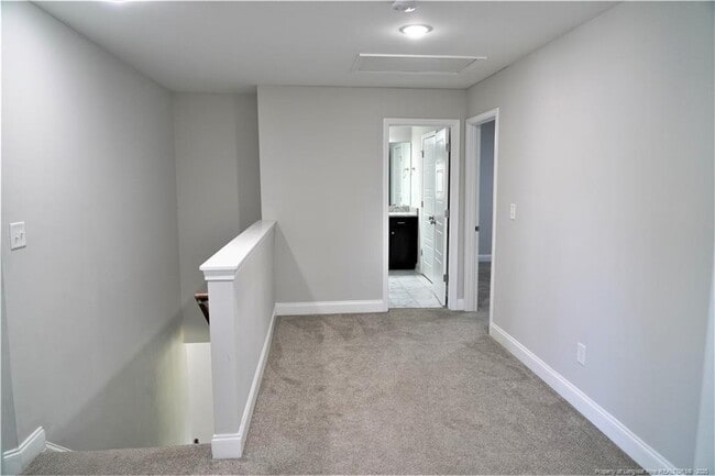 Building Photo - 113 Nairn St