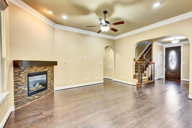 Building Photo - 12024 Versante Cir