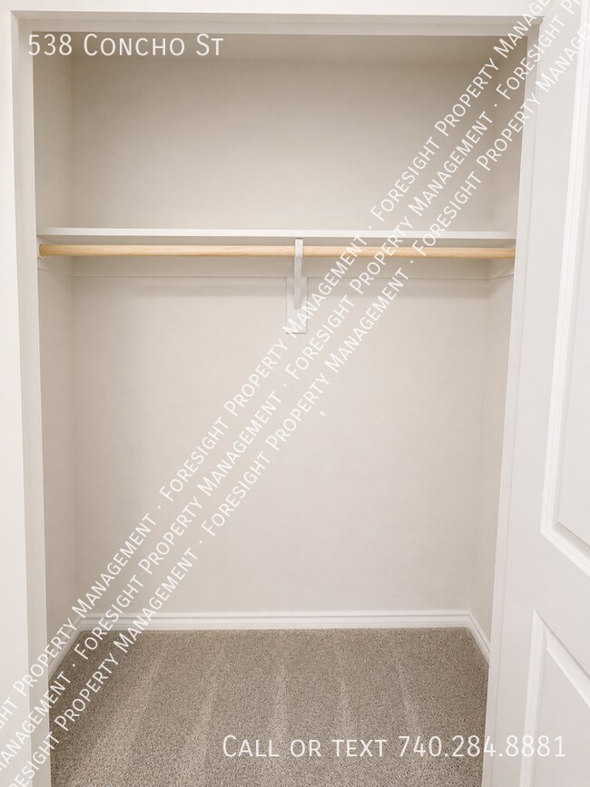 Building Photo - 538 Concho St