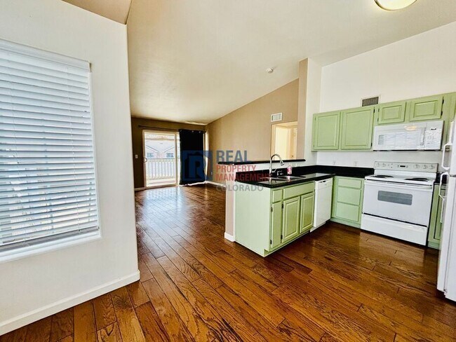 Building Photo - 1166 Opal St