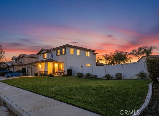 Building Photo - 697 Calumet Ave