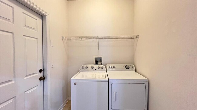 Building Photo - 16709 Fresh Meadow Dr