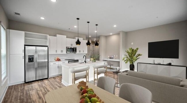 Building Photo - 105 Rogers St NE