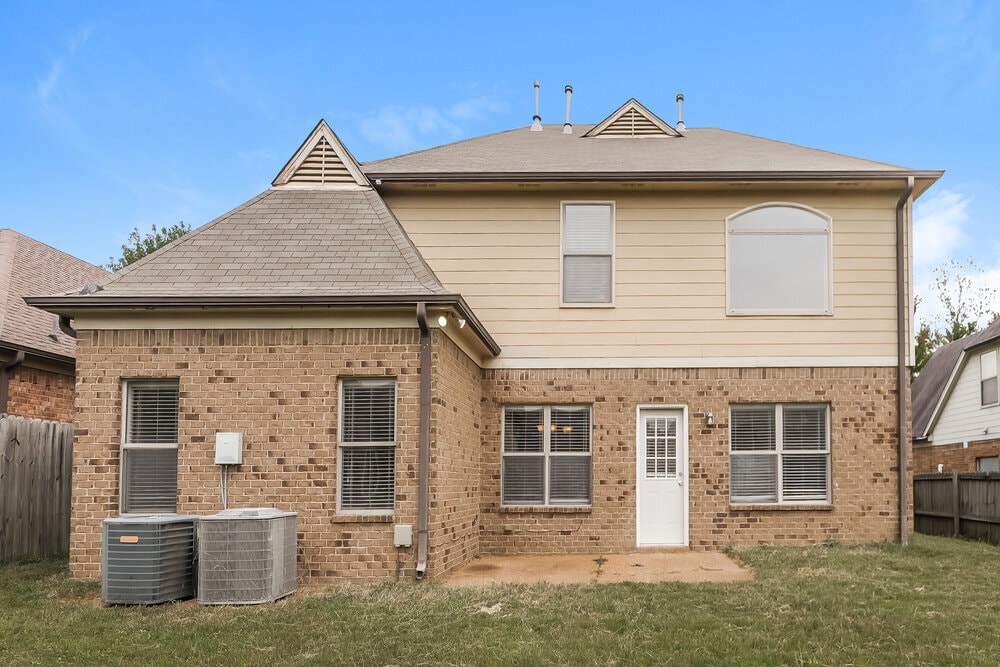 Building Photo - 5061 Thornebrook Cove