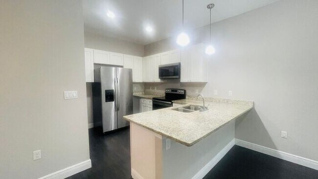 Building Photo - 1645 Cumin Dr
