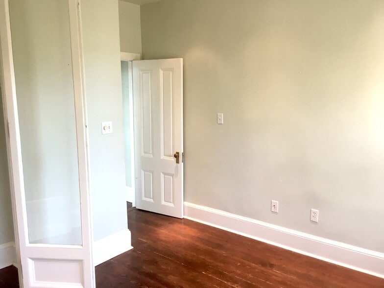 Bedroom door - 301 M St NW