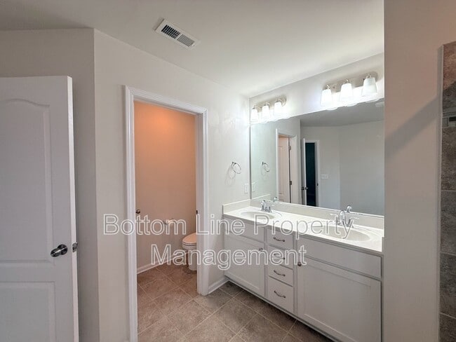 Building Photo - 5398 Orchid Bloom Dr