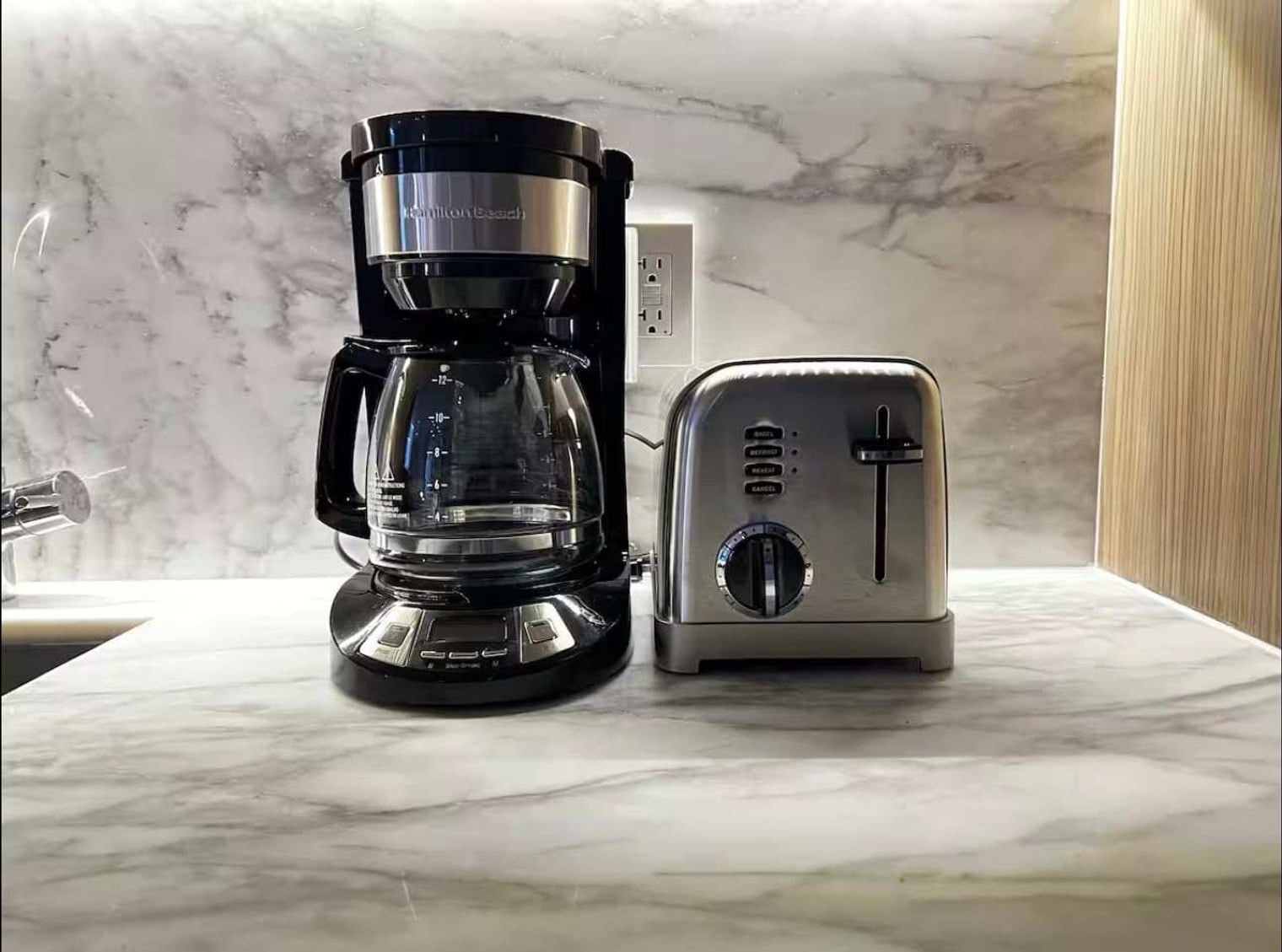 Building Photo - 805 S Miami Ave