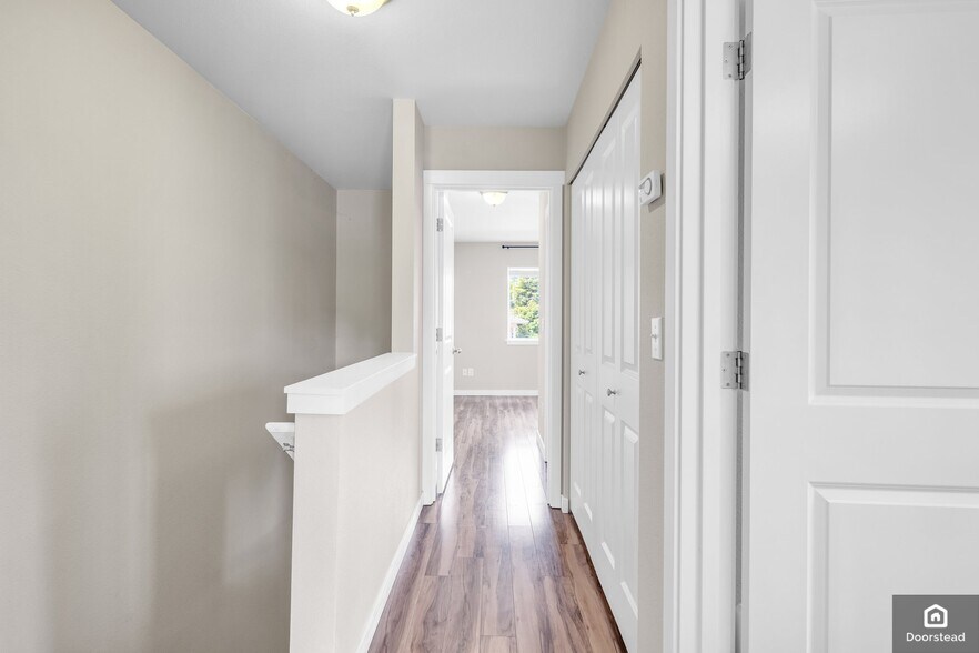 Building Photo - 4841 S Chicago St