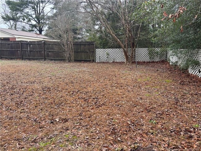 Building Photo - 2153 Redstone Dr