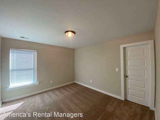 Building Photo - 4 br, 2.5 bath House - 581 Troubadour Lane