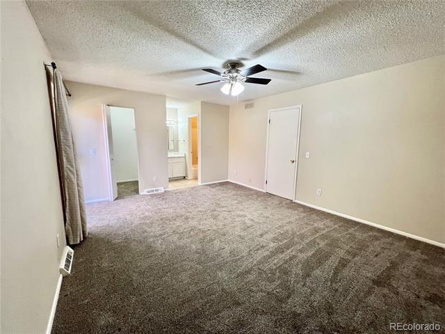 Building Photo - 387 Upham St