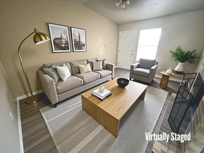 Primary Photo - 2109 Lago Trail