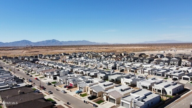 Building Photo - 12360 Desert Wolf Ave