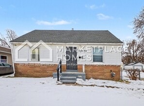 Building Photo - 12444 Sarsfield Ave