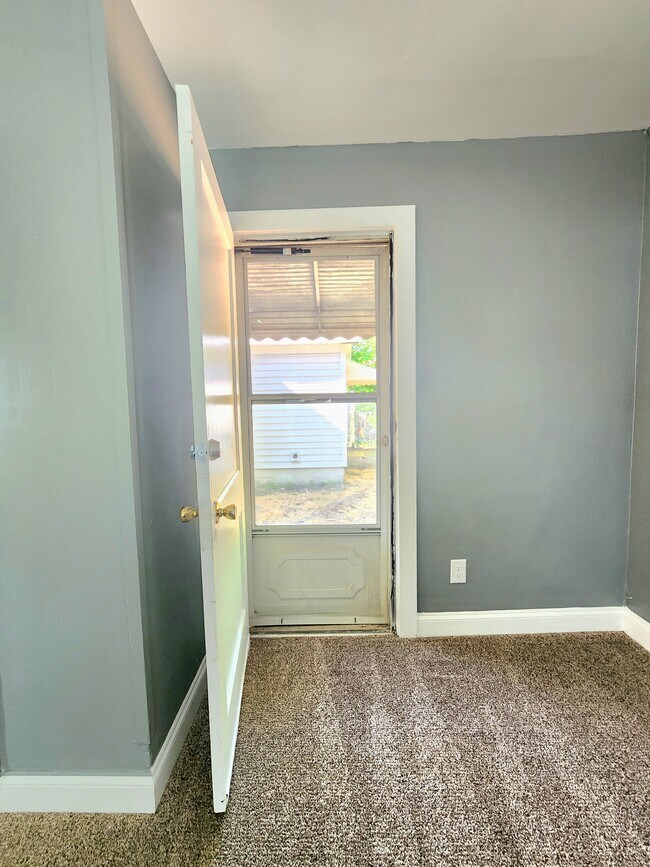 third bedroom - facing door to backyard - 321 Stonewall Ave S