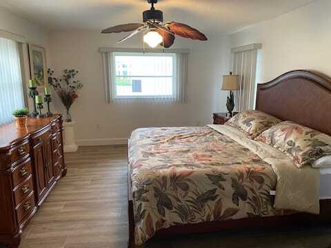 Building Photo - 405 Bayside Ln