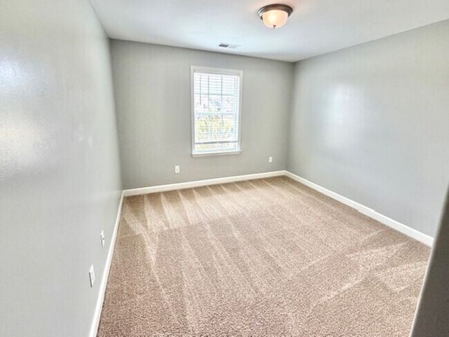 Building Photo - Now Leasing A Brand New 5 Bedroom 3 Bath Home In Olive Branch