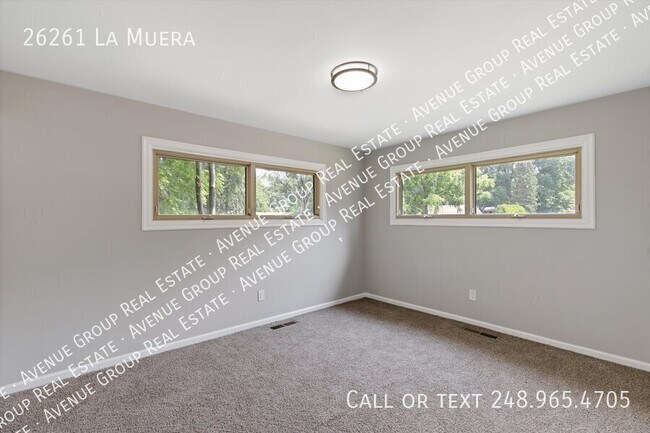 Building Photo - 26261 La Muera St